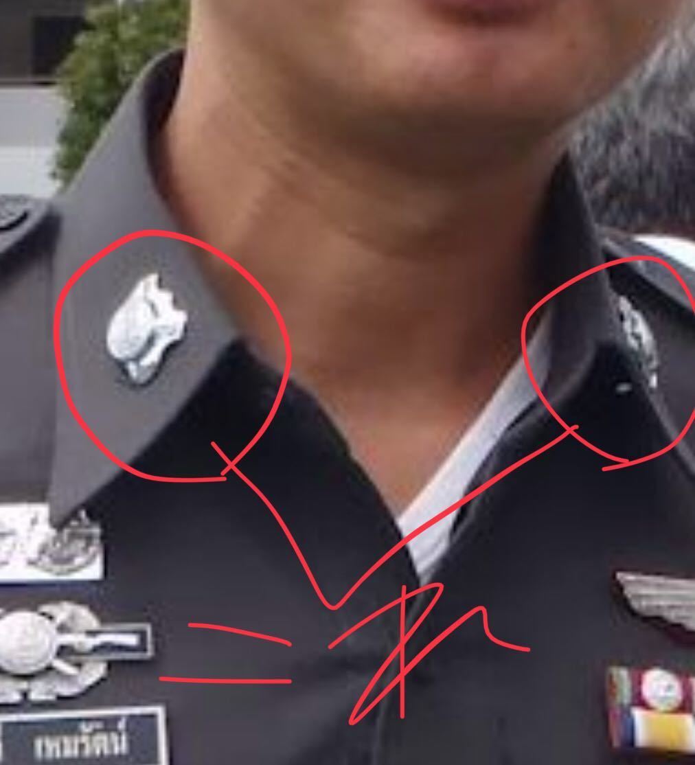 タイ警察 襟章　ポリス　制服　バッチ_着用例