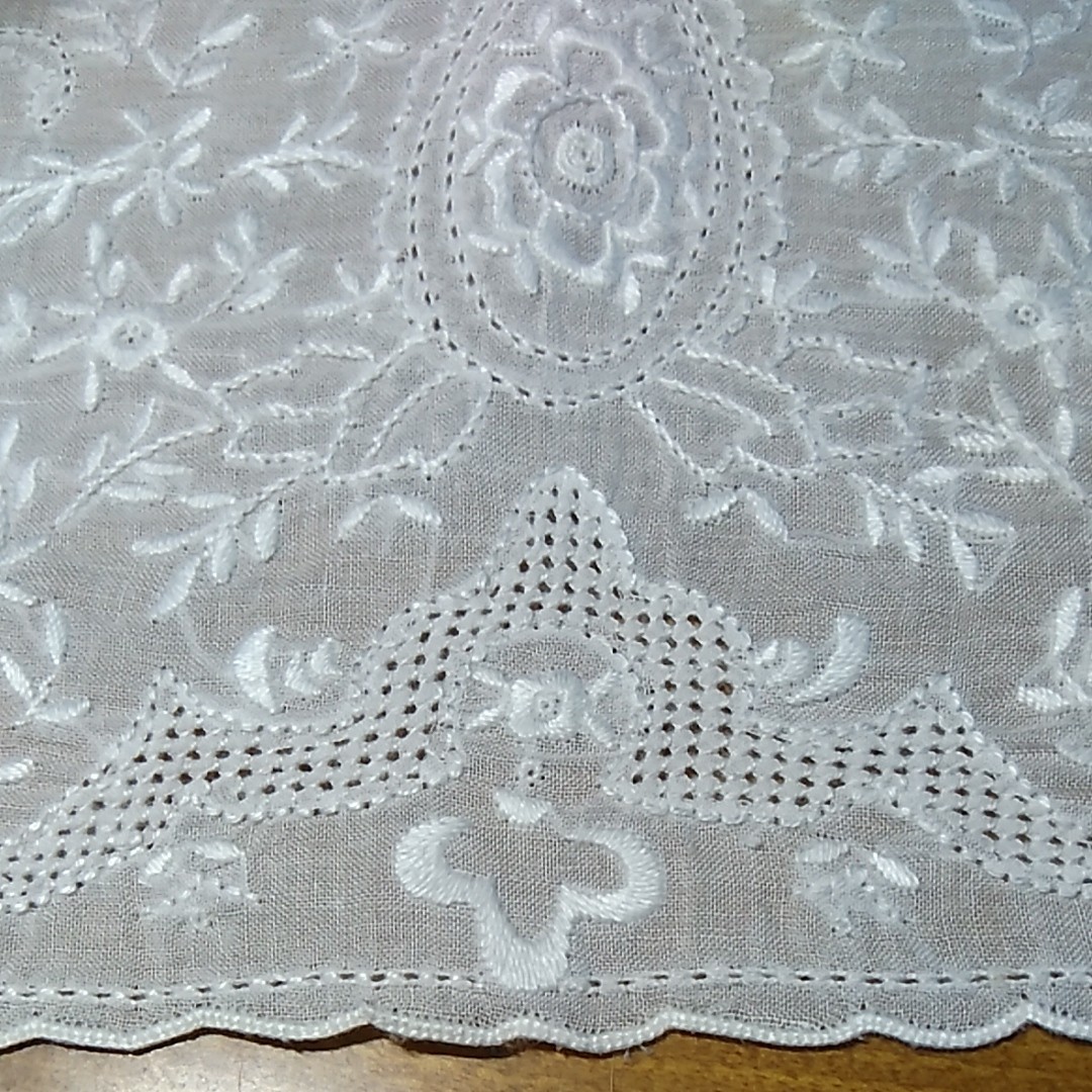 スワトウ刺繍(機械)ハンカチ二枚組 3|Yahoo!フリマ(旧PayPay スワトウ刺繍(機械)ハンカチ二枚組 3|Yahoo!フリマ(旧PayPay