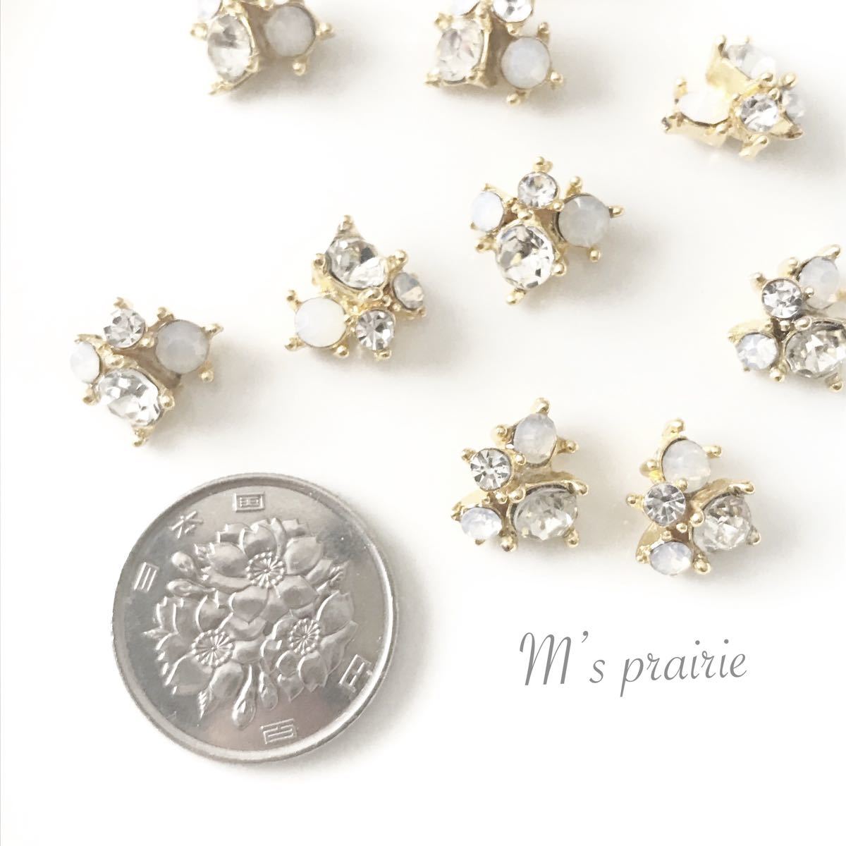 10個 stone jewelry   ホワイトオパール＆クリスタル ネイル