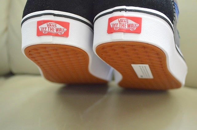 新品未使用 VANS バンズ comfycush OLD SKOOL コンフィクッシュ オールドスクール VN0A3WMA49M 定価9,900円 US9 27センチ ブラック ブルー_画像5