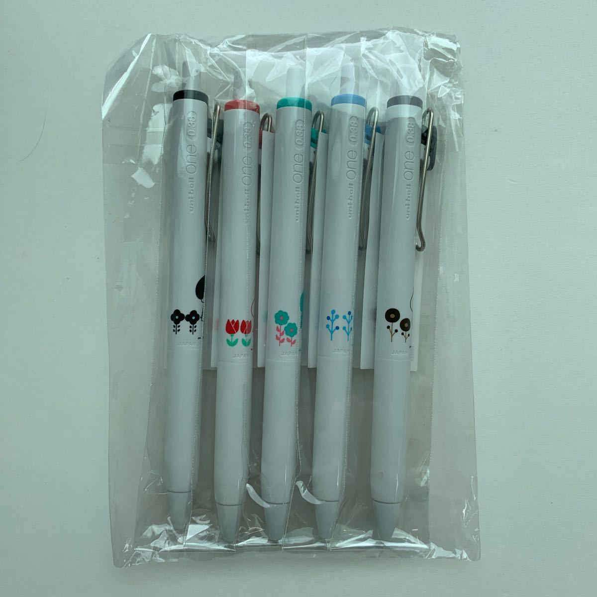 mizutamaさん ユニボールワン ロフト限定 5本セット 新品・未 mizutamaさん ユニボールワン ロフト限定 5本セット 新品・未