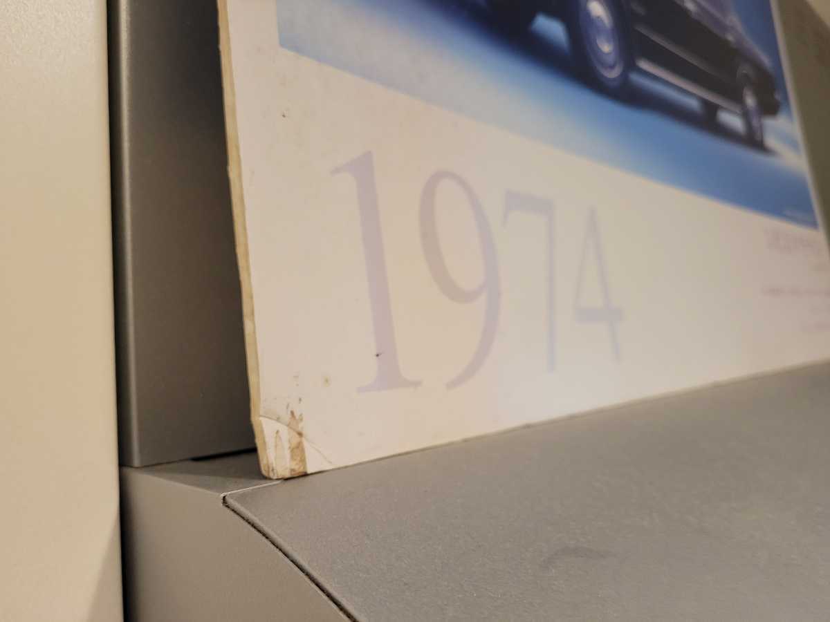 5代目　クラウン　MS85 1975年　セダン　ロイヤルサルーン　販促ポスター　幅約60センチ　高さ約40センチ(誤差2cm)　希少昭和ディーラー_画像10