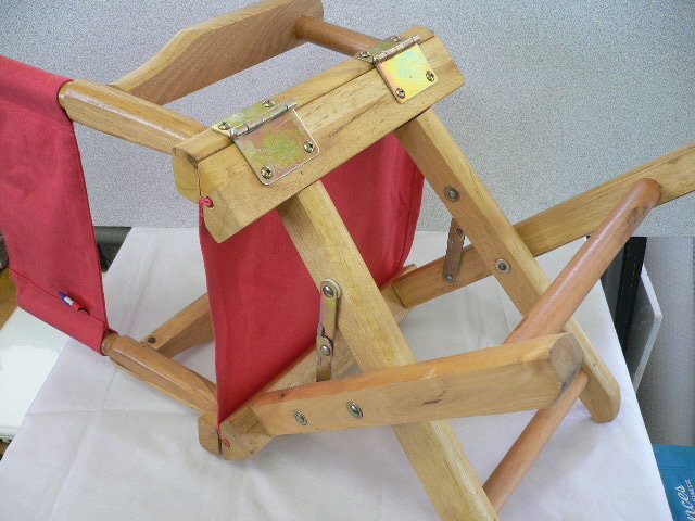 1714) 折りたたみイス 木製 子供椅子 Vacances 赤_画像4
