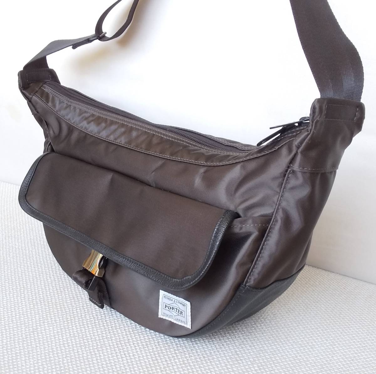 ★美品★ PORTER × SAC'S BAR STORM ポーター サックスバー 共同開発 ストーム ショルダーバッグ BROWN 吉田カバン_画像3