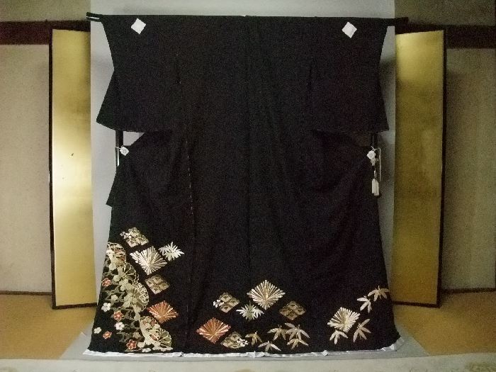 黒留袖 正絹 to286 総刺繍 蘇州刺繍 菱取吉祥柄 新品 送料込み_画像9