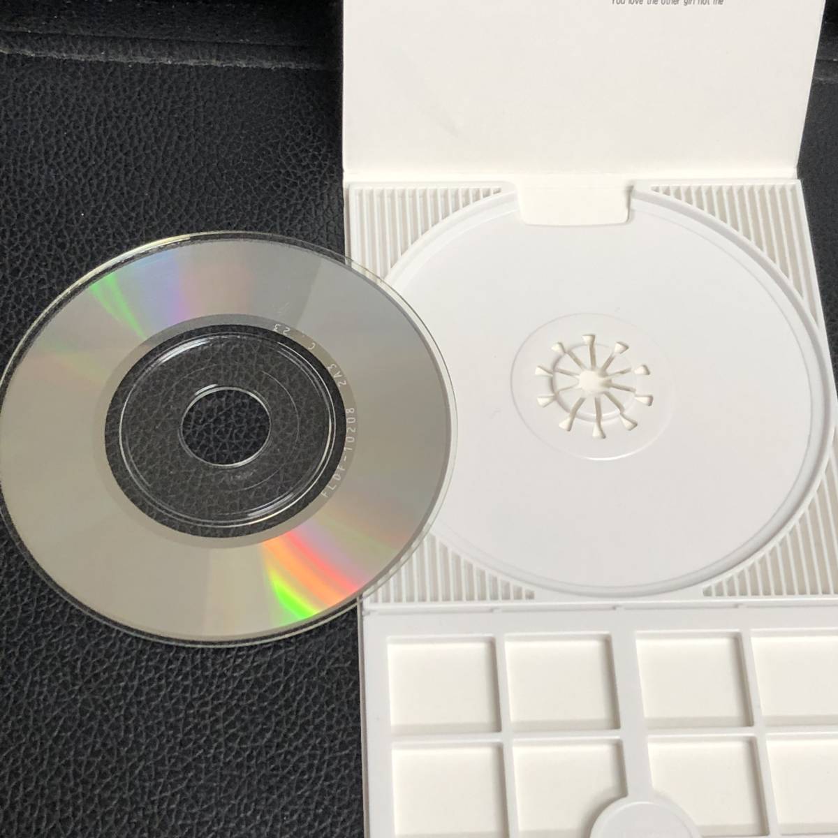 《中古》 音楽CD 「ZOO：Gorgeous」 8cm シングルCD 邦楽 J-POP 中古_画像6