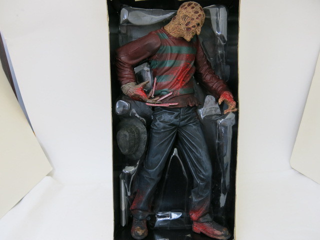 エルム街の悪夢　フレディ・クルーガ　Freddy Krueger　MOVIE Maniacs　SPAWN.COM 　Mcfarlane TOYS　マクファーレン トイズ