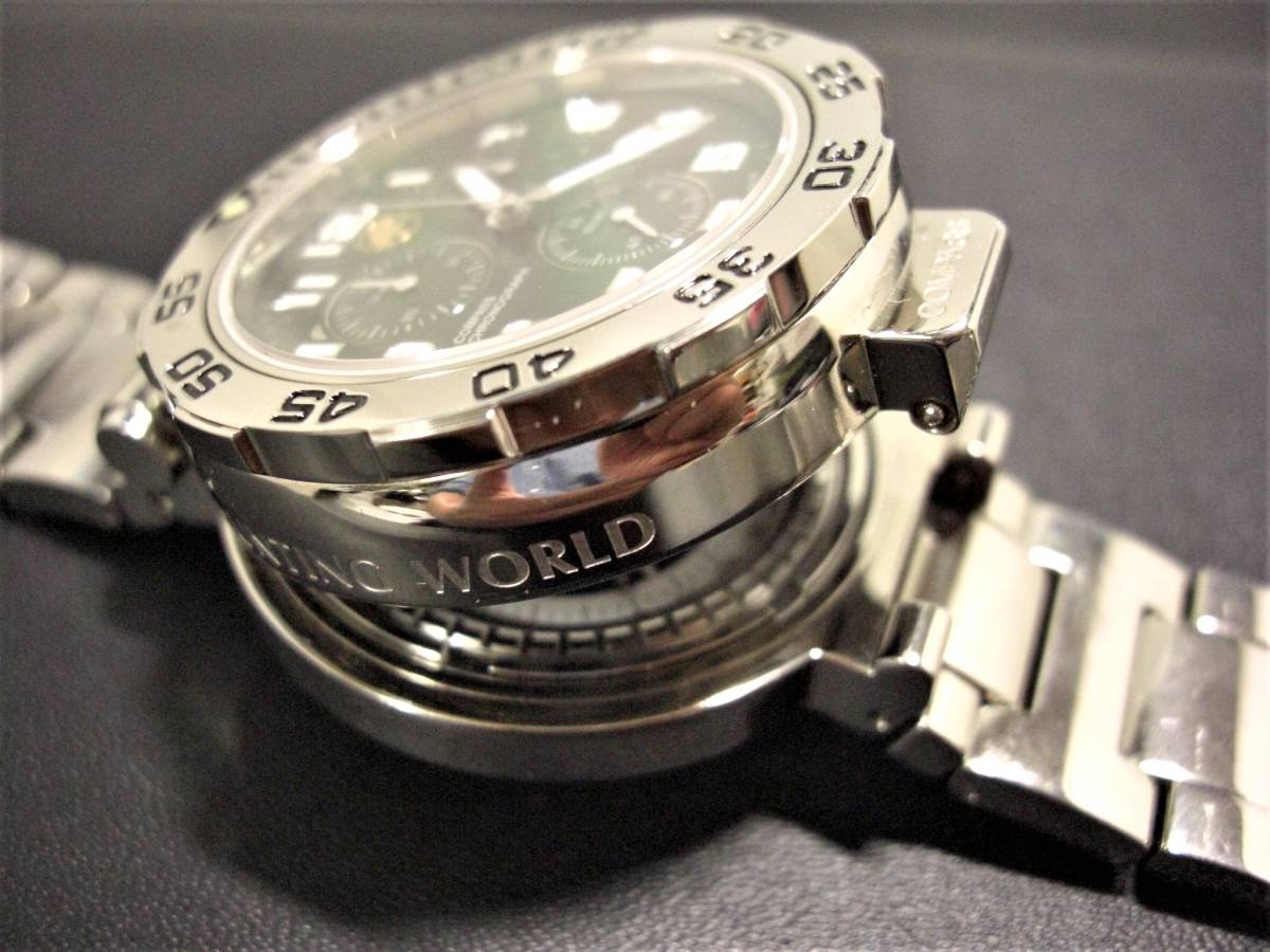  illusion. excellent article!100ps.@? limitated production! regular price approximately 25 ten thousand jpy . ultimate profit white titanium & ratchet type compass & Divers chronograph wristwatch Hunting World 