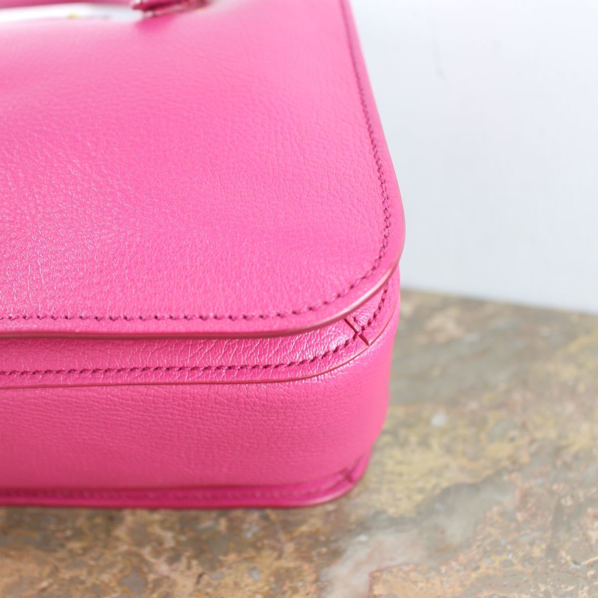 MIU MIU LEATHER 2WAY SHOULDER BAG/ミュウミュウマドラスレザー2way