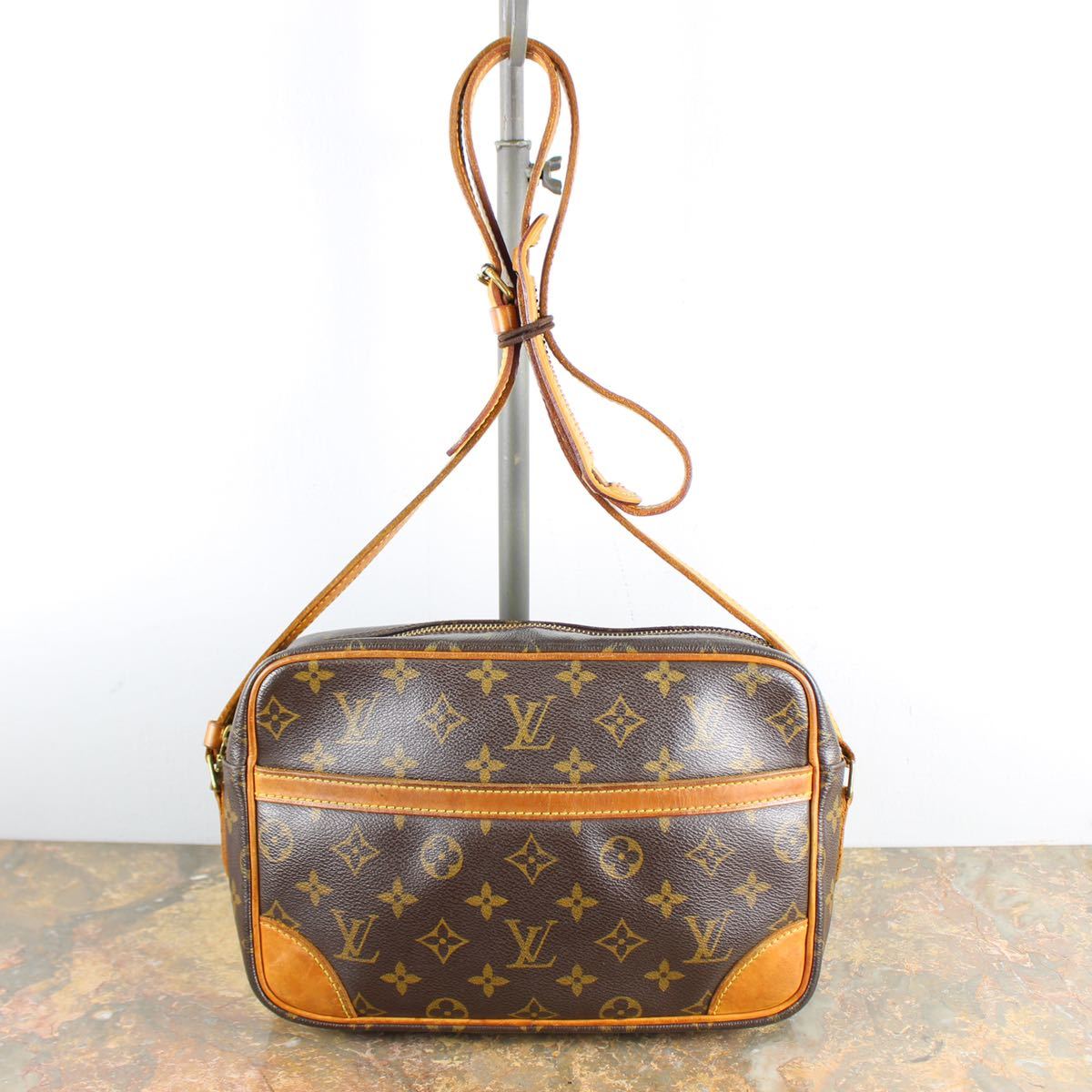 LOUIS VUITTON M51272 MB0044 MONOGRAM PATTERNED SHOULDER BAG MADE IN FRANCE ルイヴィトントロカデロモノグラム柄ショルダーバッグ