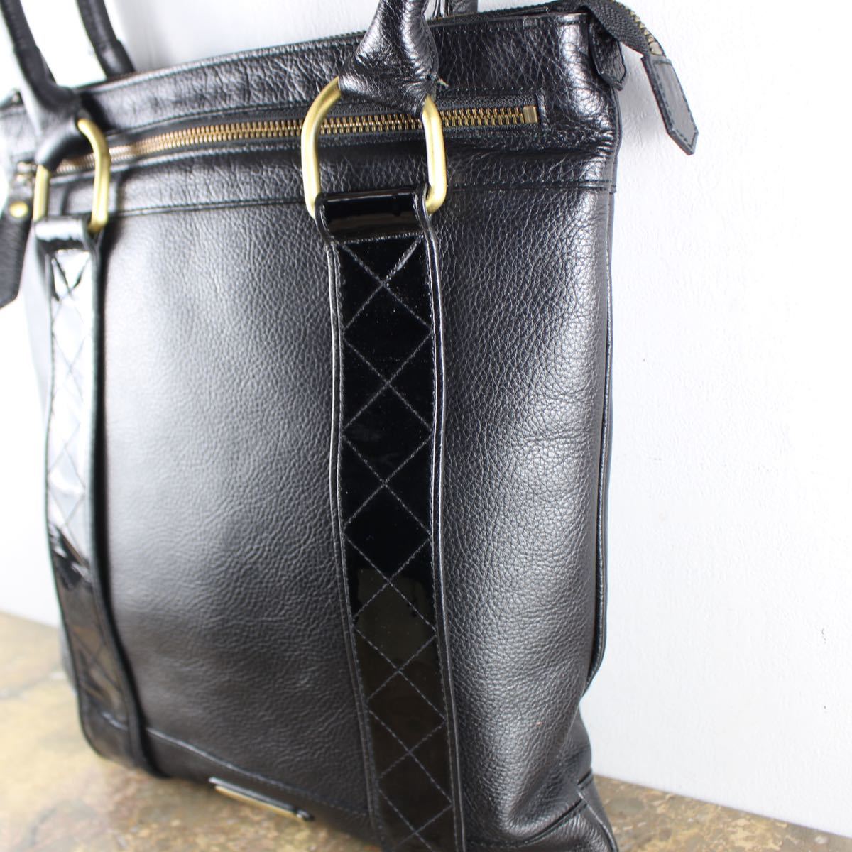 BURBERRY LOGO LEATHER TOTE BAG/バーバリーロゴレザートートバッグ