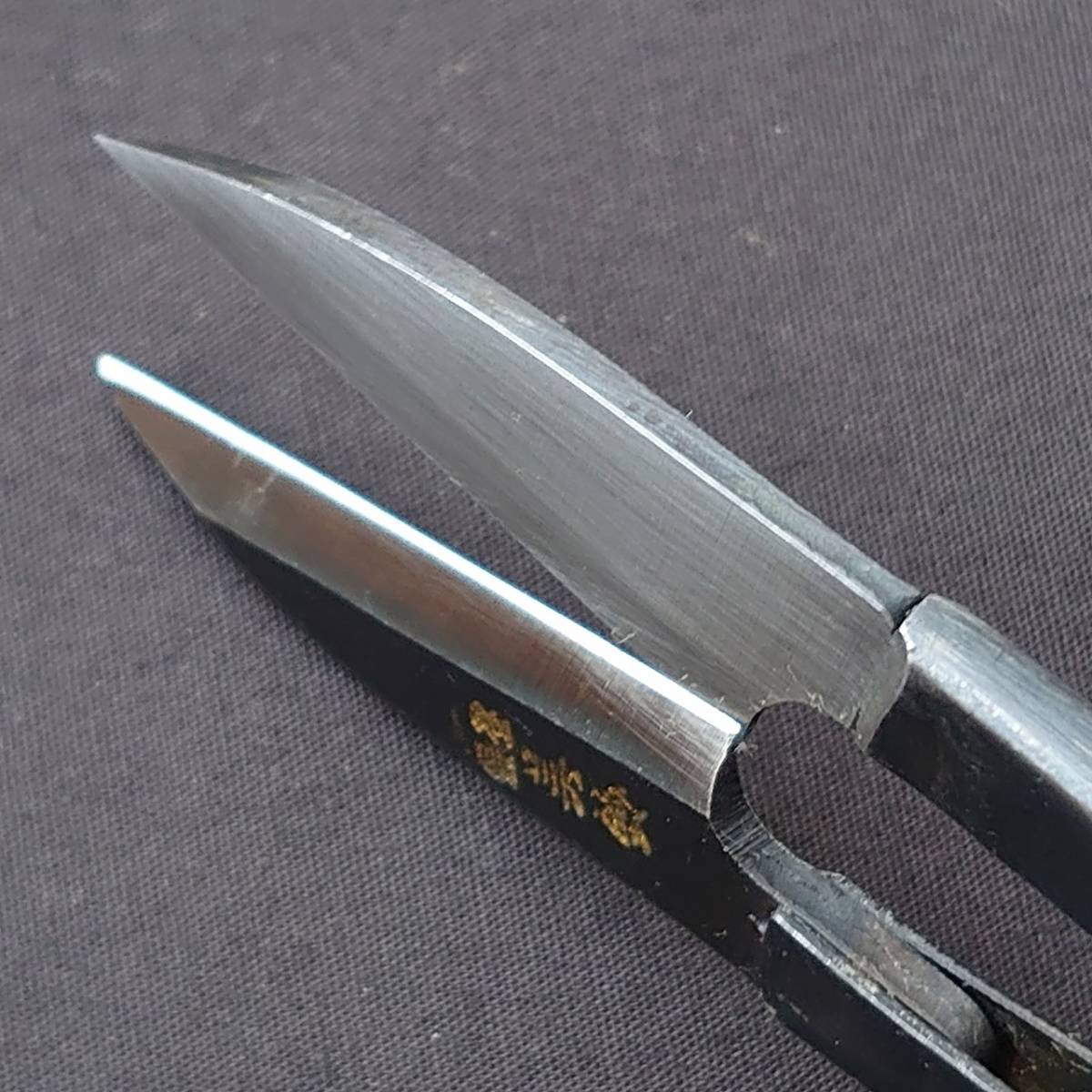 糸切鋏 握り鋏 和鋏 刺繍鋏 美鈴 全長約110㎜ 裁縫道具 刺繍道具 日本製 Japanese Embroidery scissors Thread cutting【2078】【DK627】_画像6