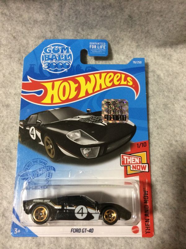 Hot Wheels 2021 #78 Ford GT-40 Then and Now