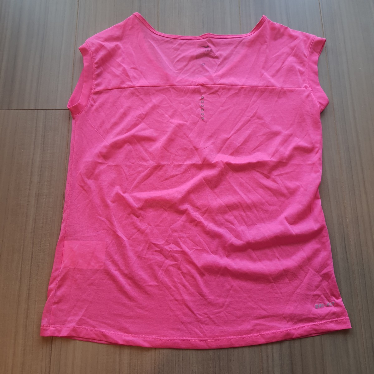 ナイキ NIKE 半袖 Tシャツ レディース ピンク ジム ウェア ランニング スポーツブラ トップス ヨガ フィットネス