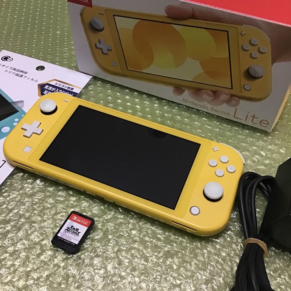 ニンテンドースイッチライト Switch lite 本体 + 純正AC ニンテンドースイッチライト Switch lite 本体 + 純正AC