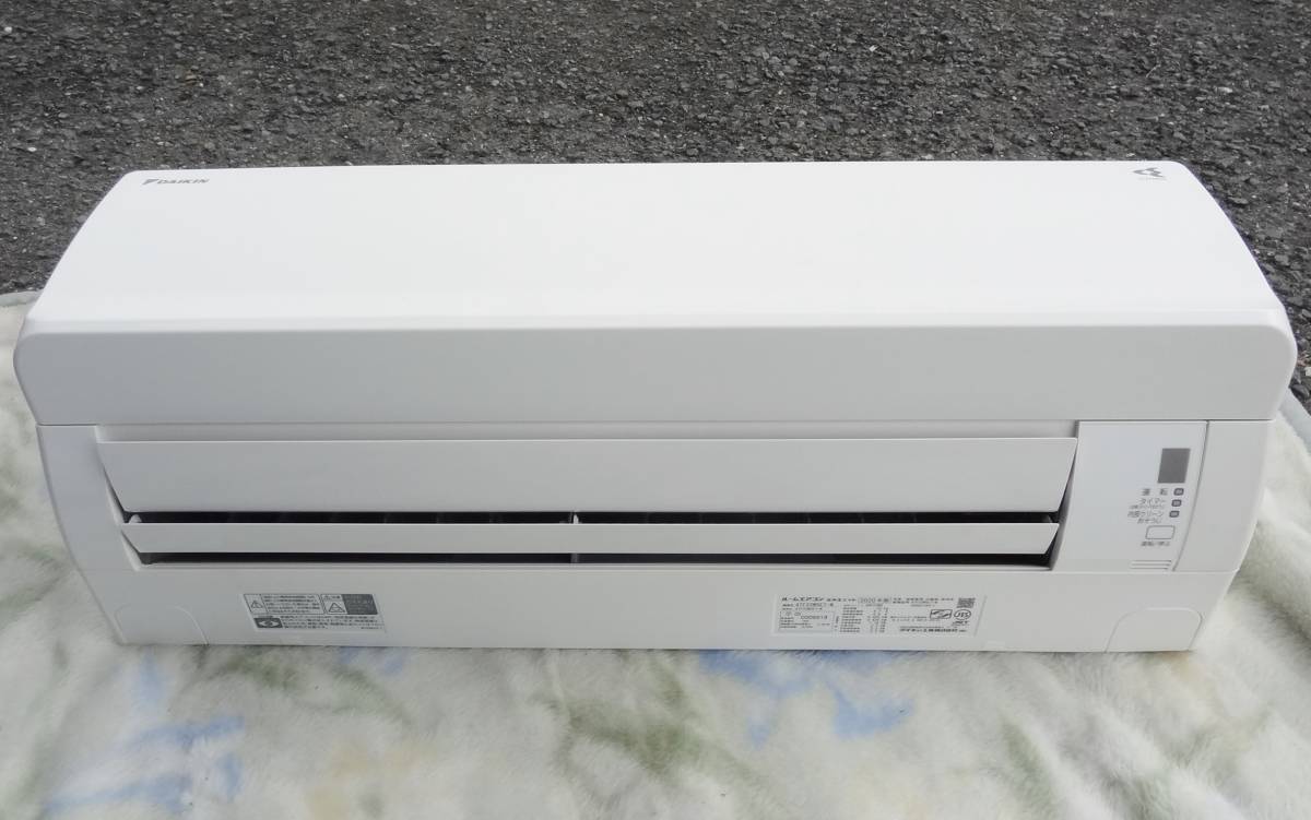 K9840a ダイキン 冷暖房ルームエアコン ATF22WSE7 6畳向け 2020年製