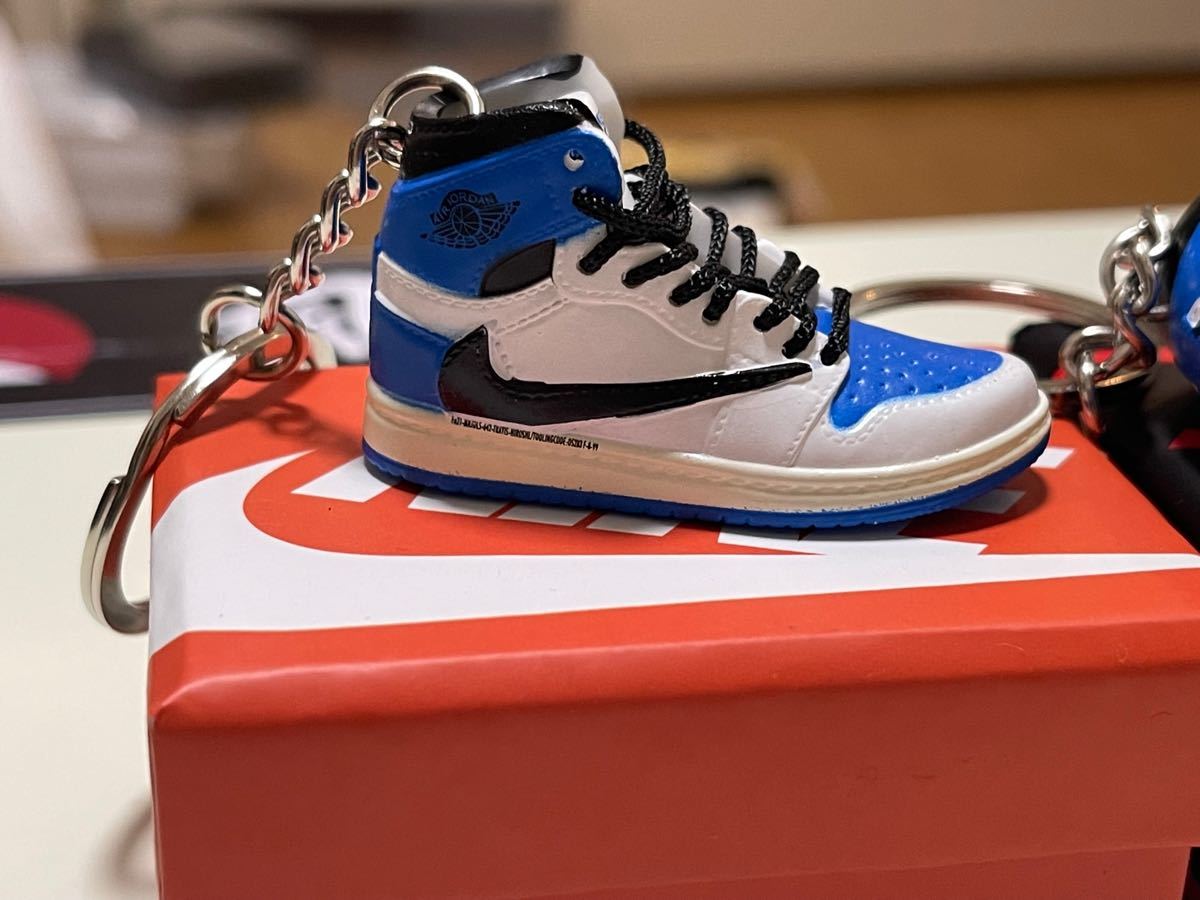 スニーカーキーホルダー左右セット nike|Yahoo!フリマ(旧 スニーカーキーホルダー左右セット nike|Yahoo!フリマ(旧