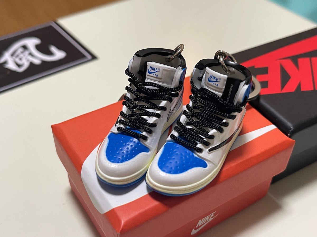 スニーカーキーホルダー左右セット nike|Yahoo!フリマ(旧 スニーカーキーホルダー左右セット nike|Yahoo!フリマ(旧