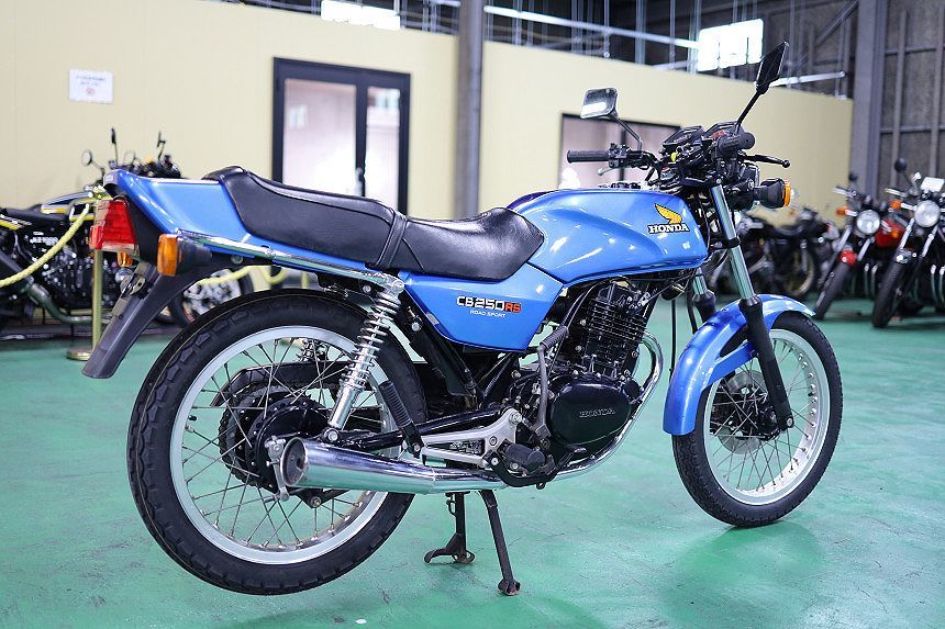 1980年/極上車！CB250RS/フルノーマル/オリジナル/エンジン載せ替え無し/コーションラベル/オリジナルペイント/実走行9000Km/国内物/希少車_当時物/純正です。純正マフラー/純正キー。