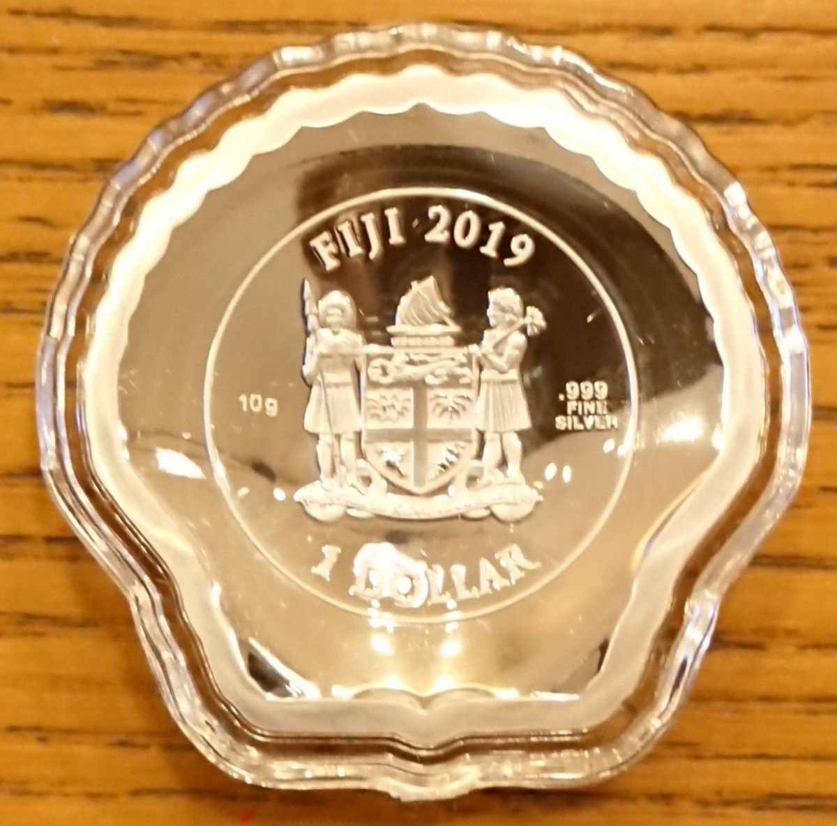 2019 フィジー ホタテ貝型 1ドル プルーフカラー銀貨 商品タグ型の品質保証書付き