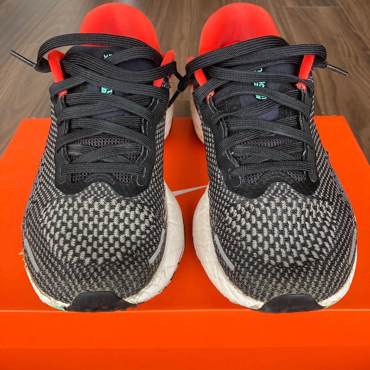 ナイキ ズームX インヴィンシブル ラン フライニット NIKE ZOOMX ナイキ ズームX インヴィンシブル ラン フライニット NIKE ZOOMX