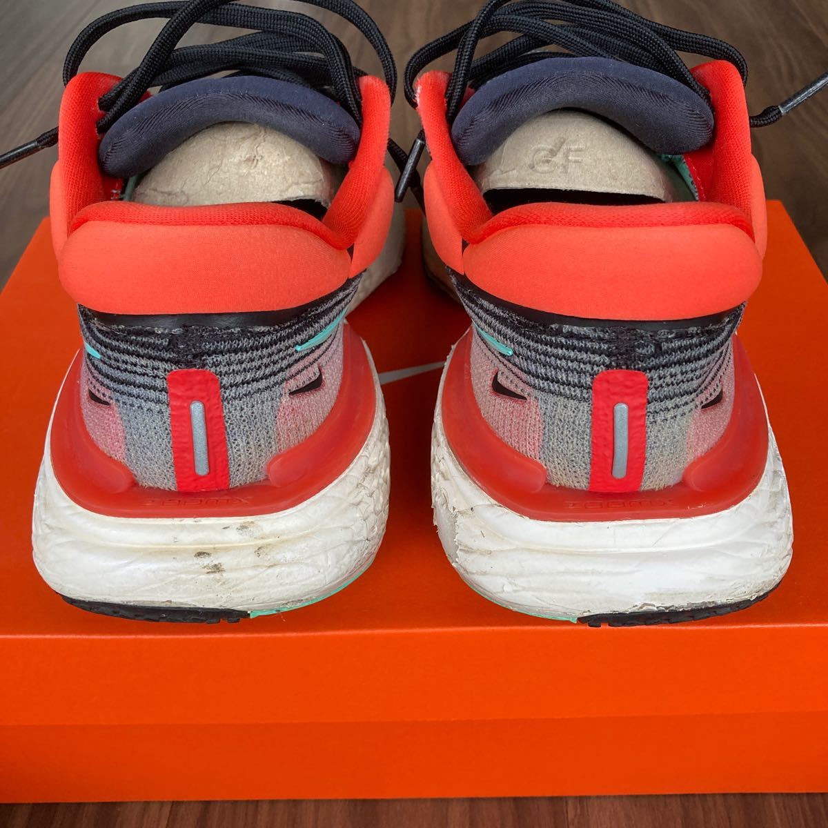ナイキ ズームX インヴィンシブル ラン フライニット NIKE ZOOMX ナイキ ズームX インヴィンシブル ラン フライニット NIKE ZOOMX