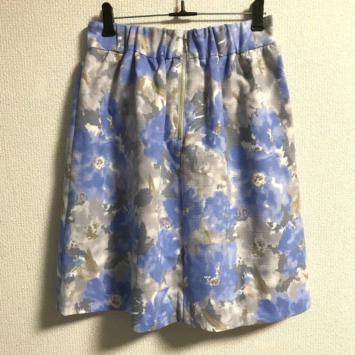 フレアースカート  花柄（水色/グレー）【中古品】