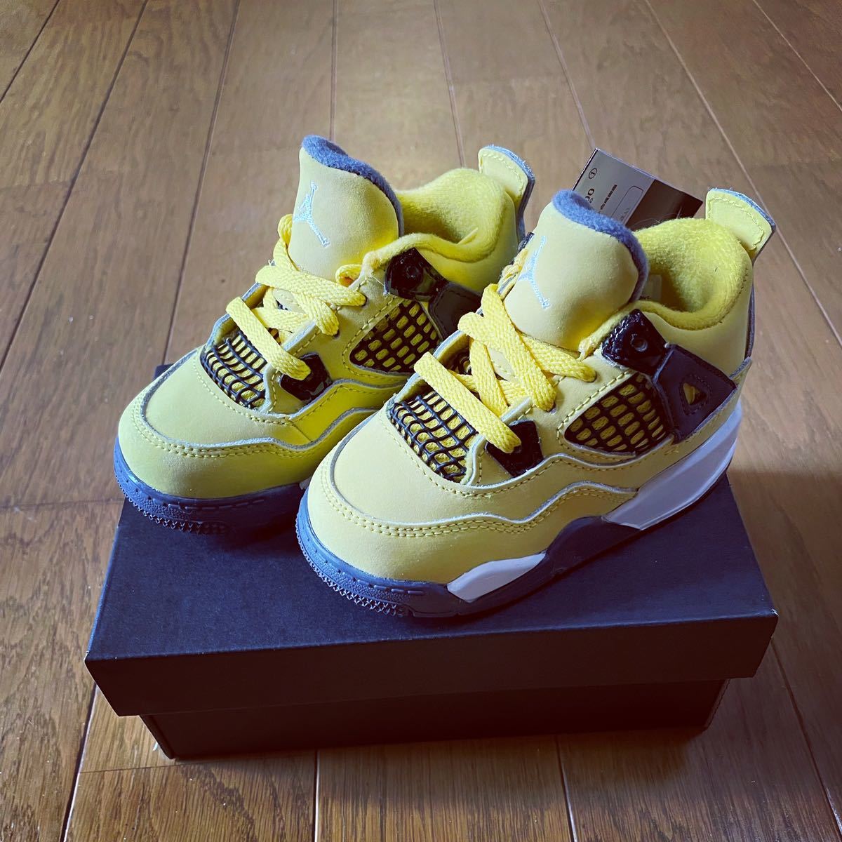 12cm NIKE TD AIR JORDAN 4 TOUR YELLOW | contifarma.pe