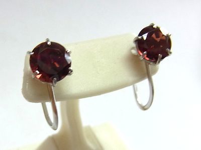  platinum * natural garnet. simple earrings ***6 millimeter 6ps.@ nail 