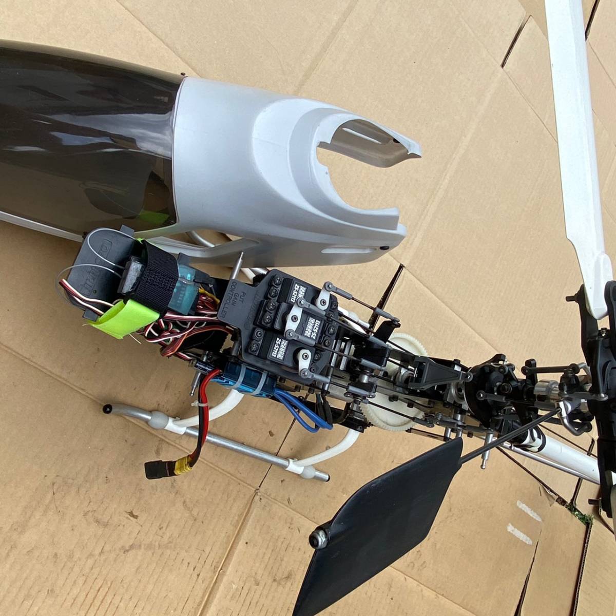 通販超激安 ヤフオク! - DRAGON FLY 動作品 電動ヘリ ラジコン 全長116セ... 2022夏季