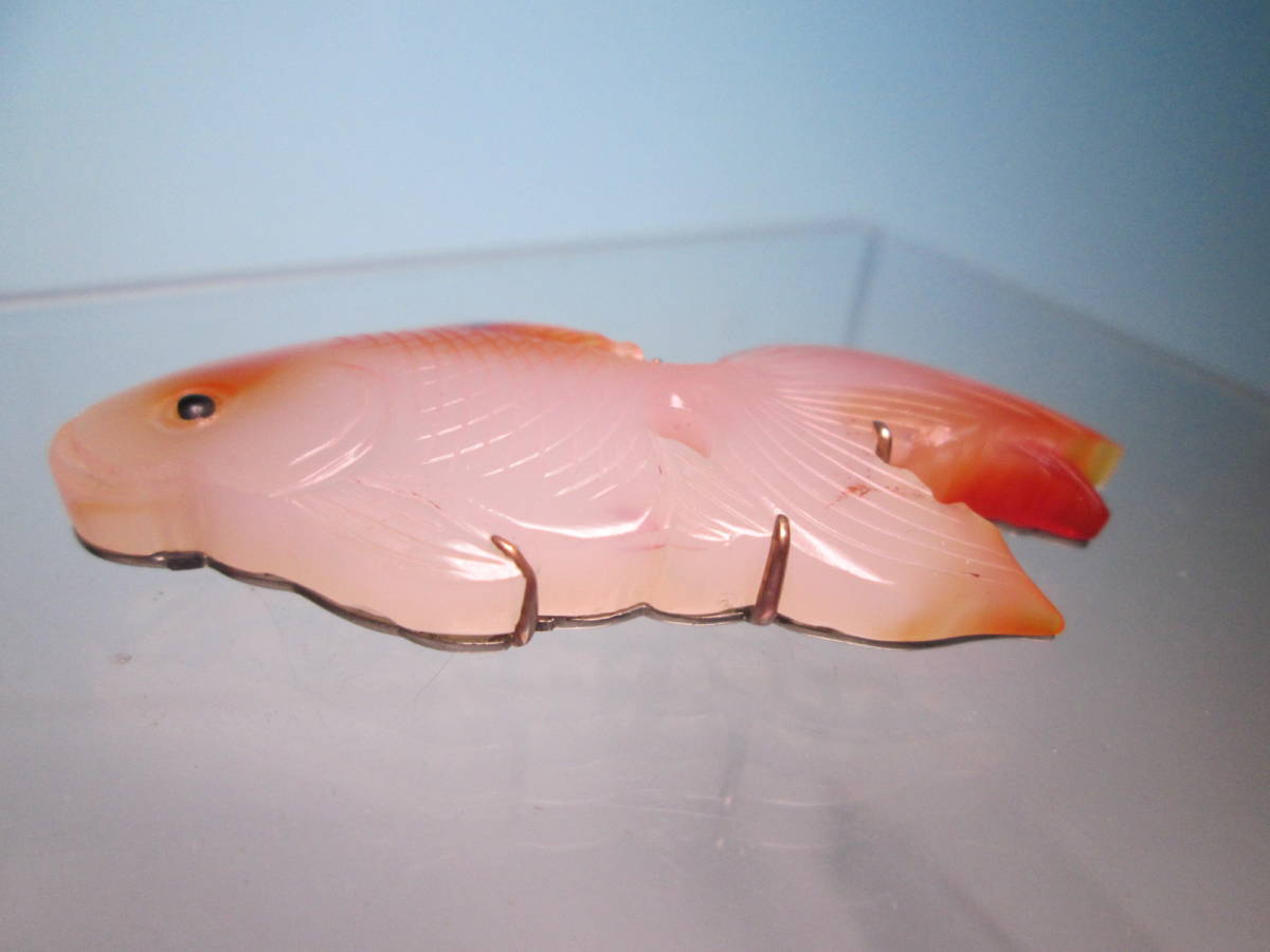 【江月】アンティーク・尼伊 K12 本瑪瑙 可愛い金魚の帯留め 23,36gの画像7