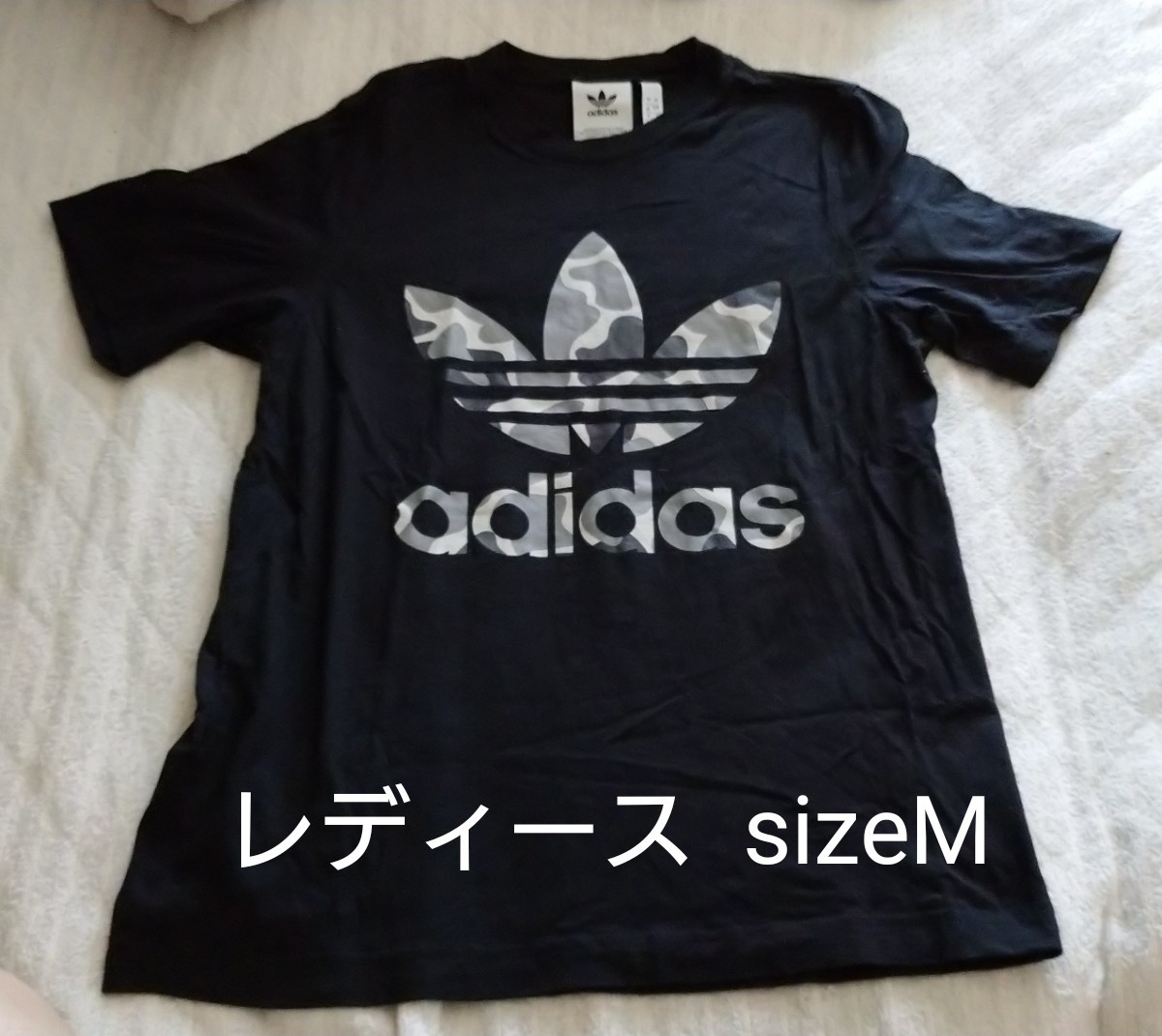 adidas迷彩Tシャツ