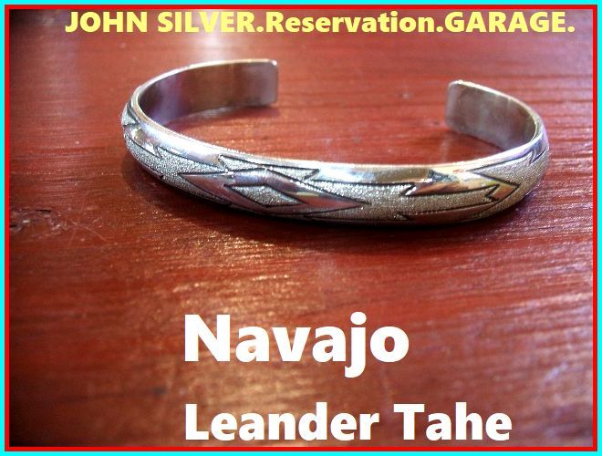 超爆安 【NAVAJO】leander/tahe/ナバホ族/シルバー/バングル/銀製品