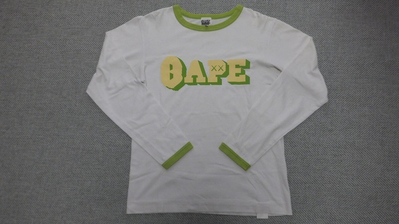 A BATHING APE x KAWS LOGO 長袖 Tシャツ S BAPE エイプ カウズ OriginalFake オリジナルフェイク Original Fake _画像1