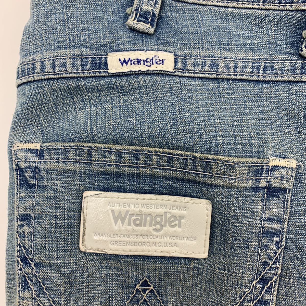 ラングラー WRANGLER W3444 やや細身 キレイ目のストレートシルエット アメカジ デニム ジーンズ ジーパン W29 淡い色落ち♪■Ja2345の画像4