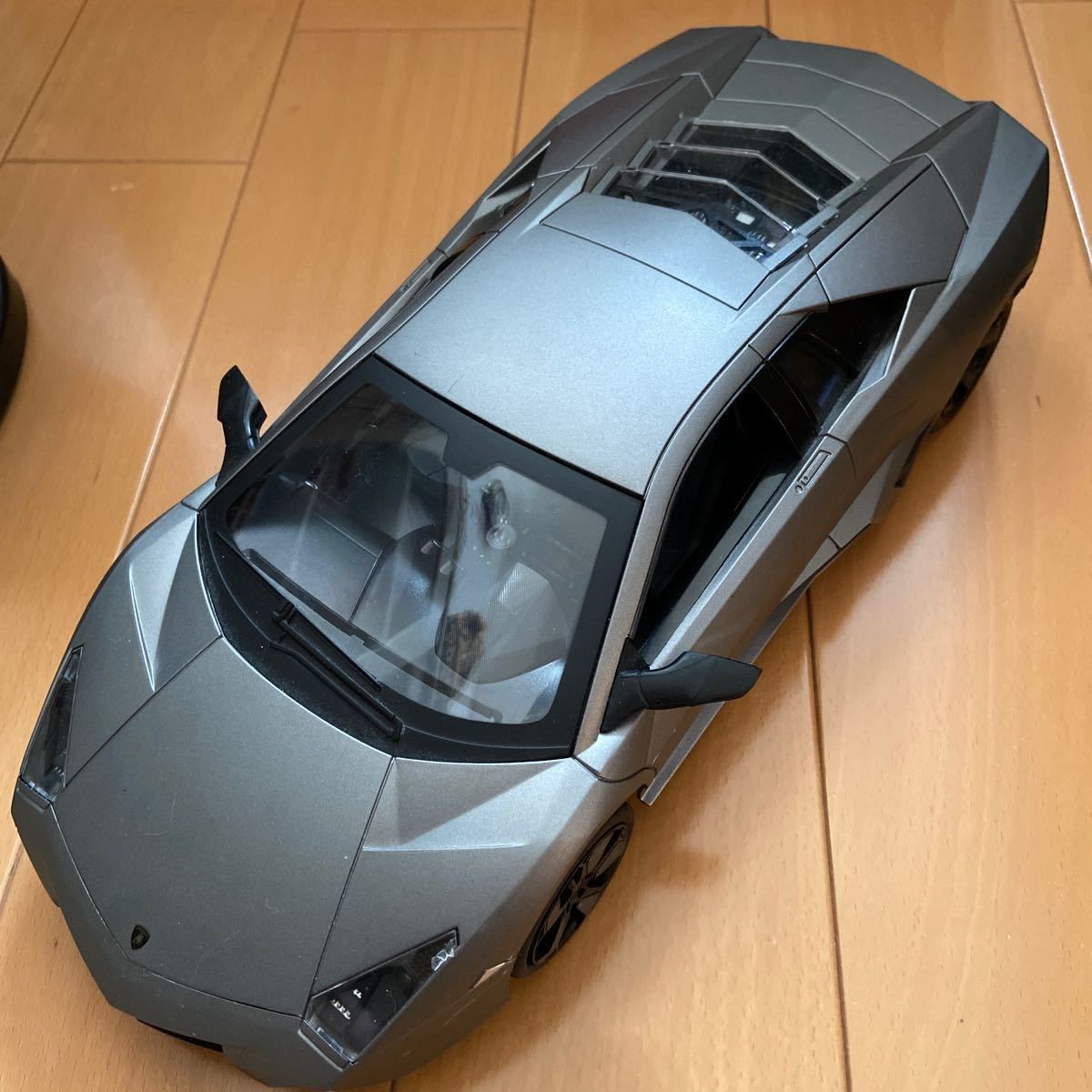 ランボルギーニ ラジコン 1/14スケール 正規ライセンス商品 ランボルギーニ ラジコン 1/14スケール 正規ライセンス商品