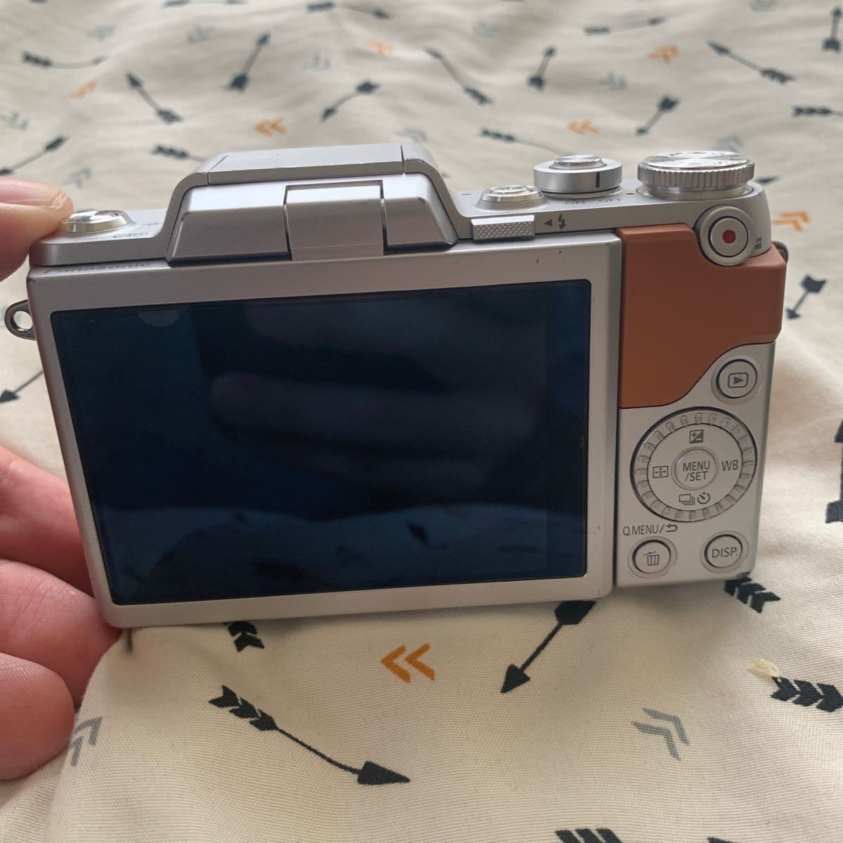 ジャンク品 LUMIX DMC-GF7 Panasonic パナソニック ミラーレス ジャンク品 LUMIX DMC-GF7 Panasonic パナソニック ミラーレス