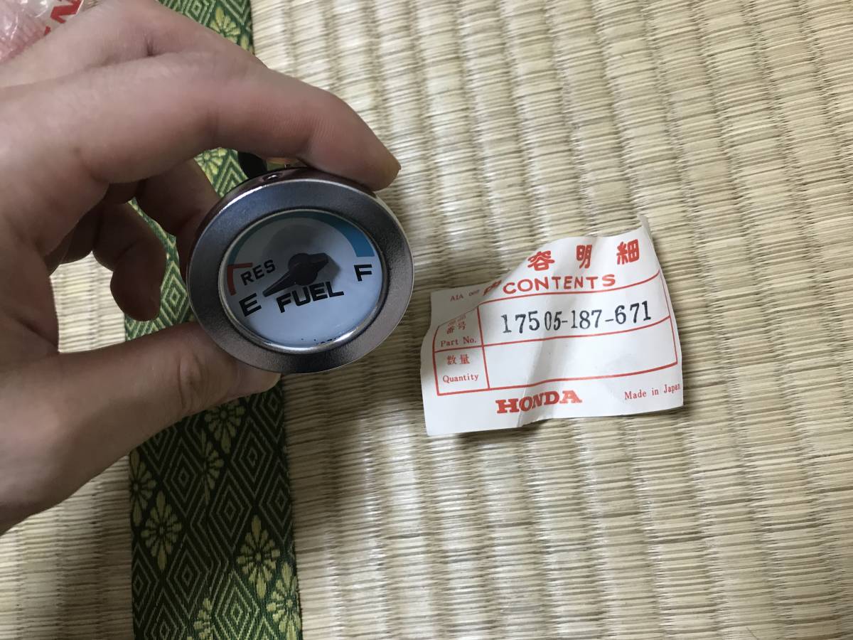 日本最級 カレン タンクキャップ ゲージ付き ホンダ 未使用品 SALE 55%OFF