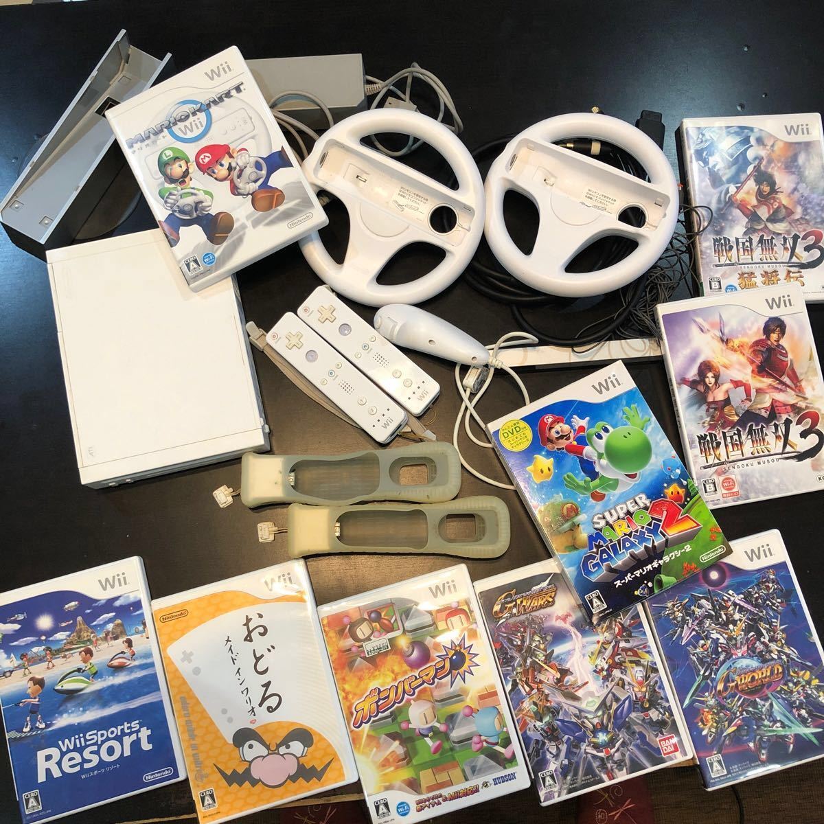 『Wii本体＋ソフト9本セット』届いて直ぐに遊べます(動作確認済み)    Wii本体＝箱・説明書無し　ソフト＝箱・説明書全てあり