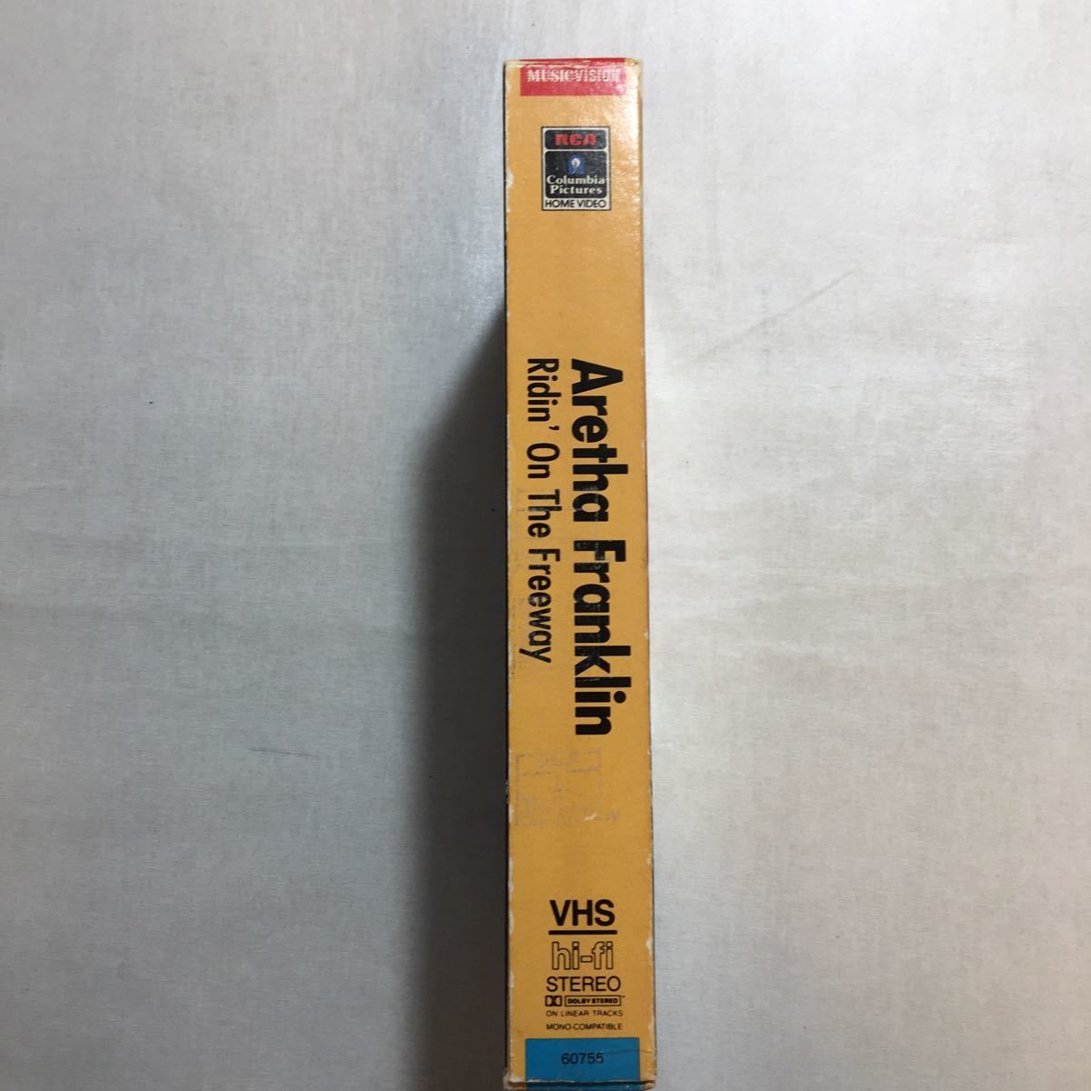 zvd-02♪Aretha Franklin Ride on the Freeway VHS ビデオ　25分　1987年