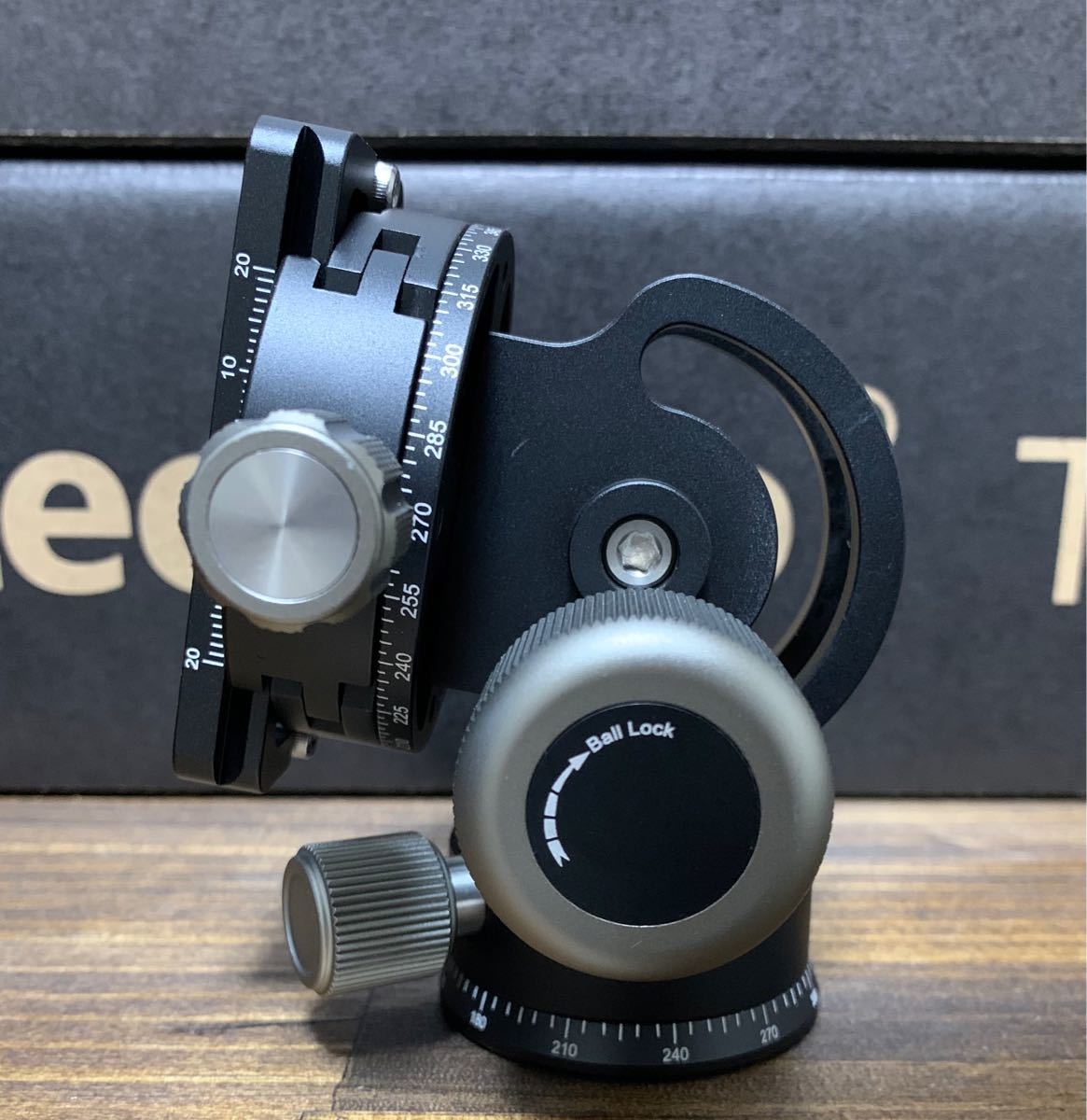 新作グッ Leofoto 2way雲台 VH-20+QP-70 一脚用プレートアルカスイス