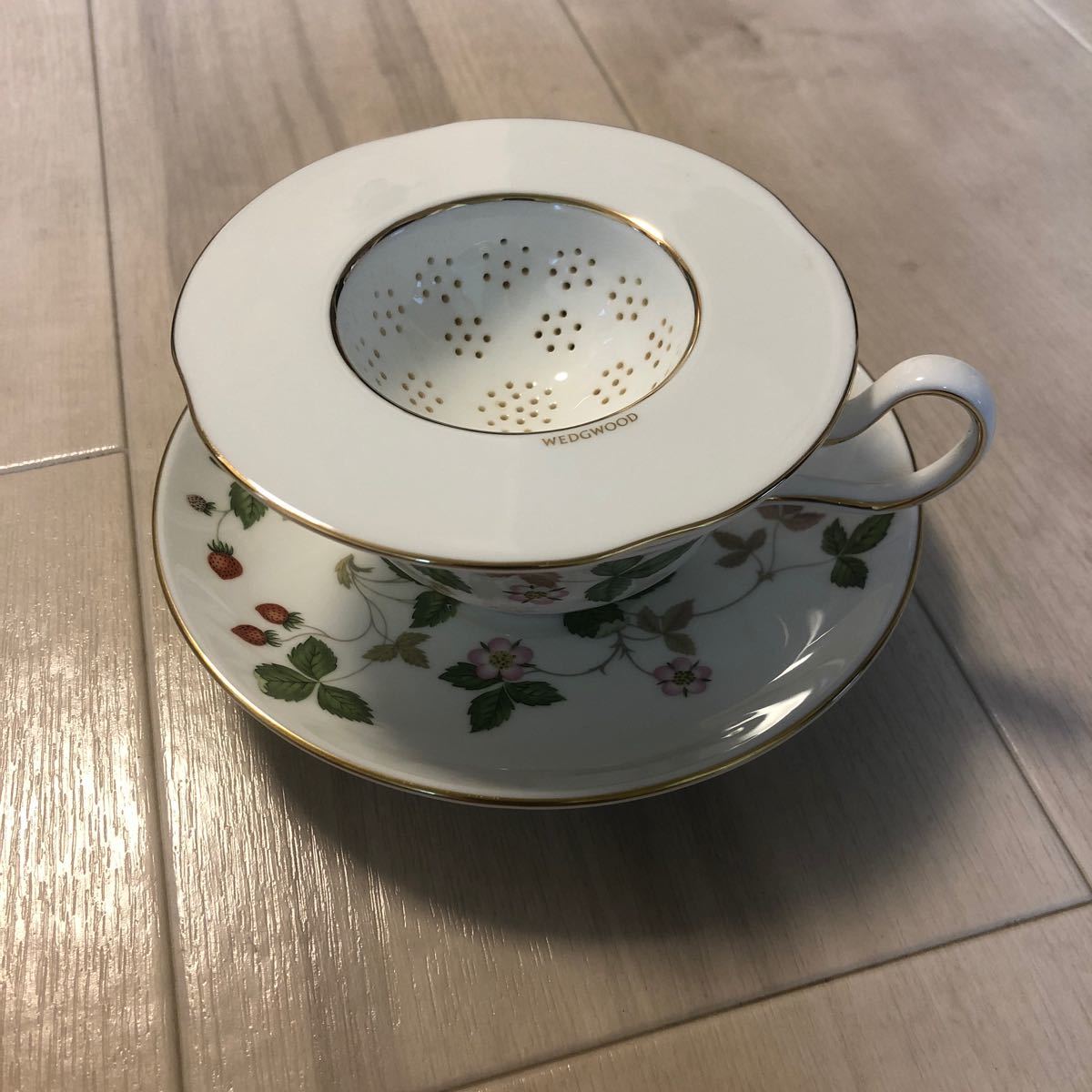 WEDGWOOD ワイルドストロベリー ピオニー ウェッジウッド ティー WEDGWOOD ワイルドストロベリー ピオニー ウェッジウッド ティー