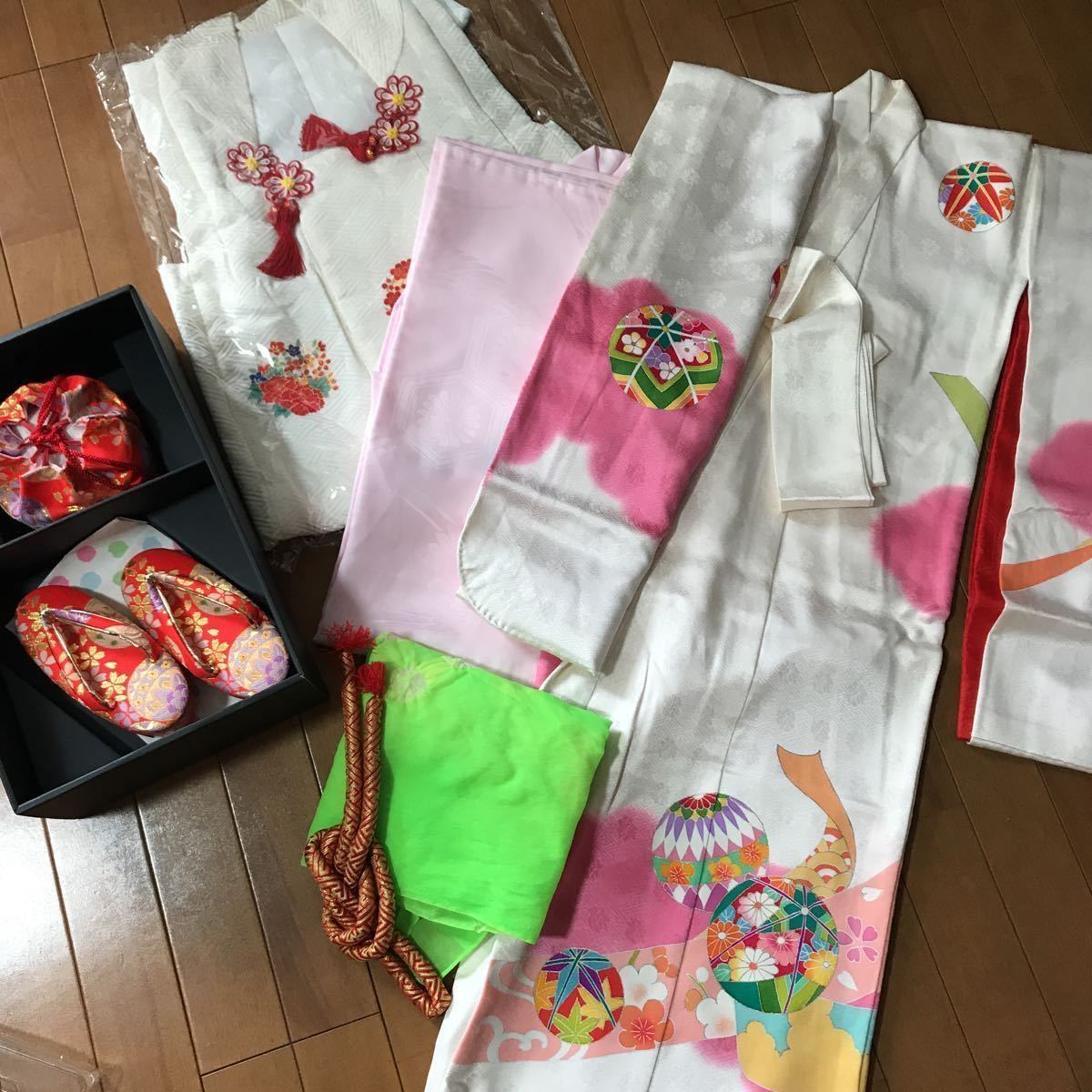 七五三 女の子 3歳 安心の定価販売 着物 カバン 12周年記念イベントが セット 長襦袢 日本製 草履 テフロン加工済み