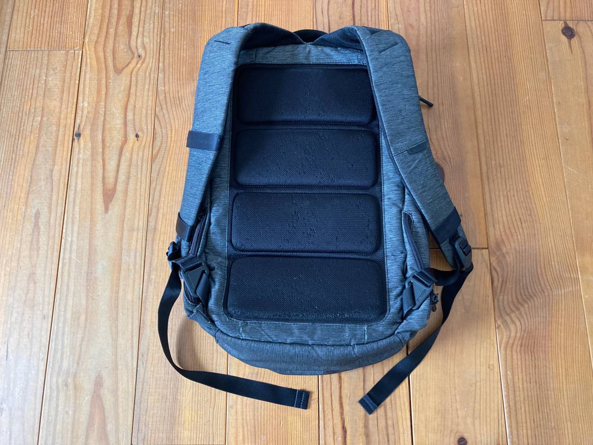 Incase City Backpack ヘザーブラック インケース グレー バックパック リュック USED_画像3