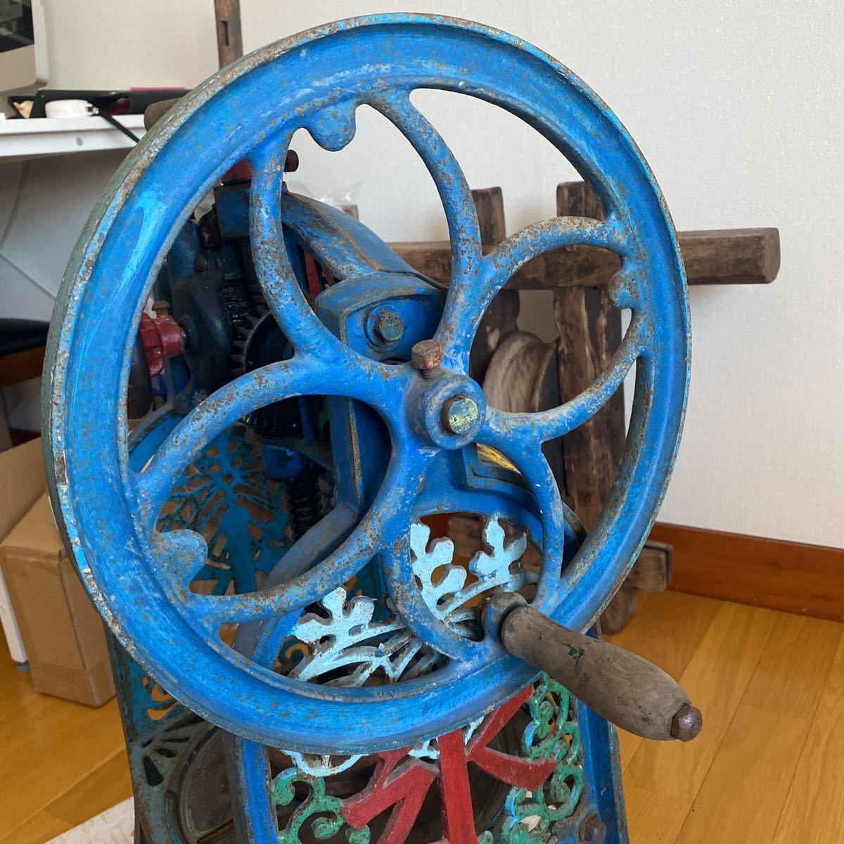 Yahoo!オークション - 昭和レトロ 昭和30年頃の かき氷機 #112 Yahoo!オークション - 昭和レトロ 昭和30年頃の かき氷機 #112