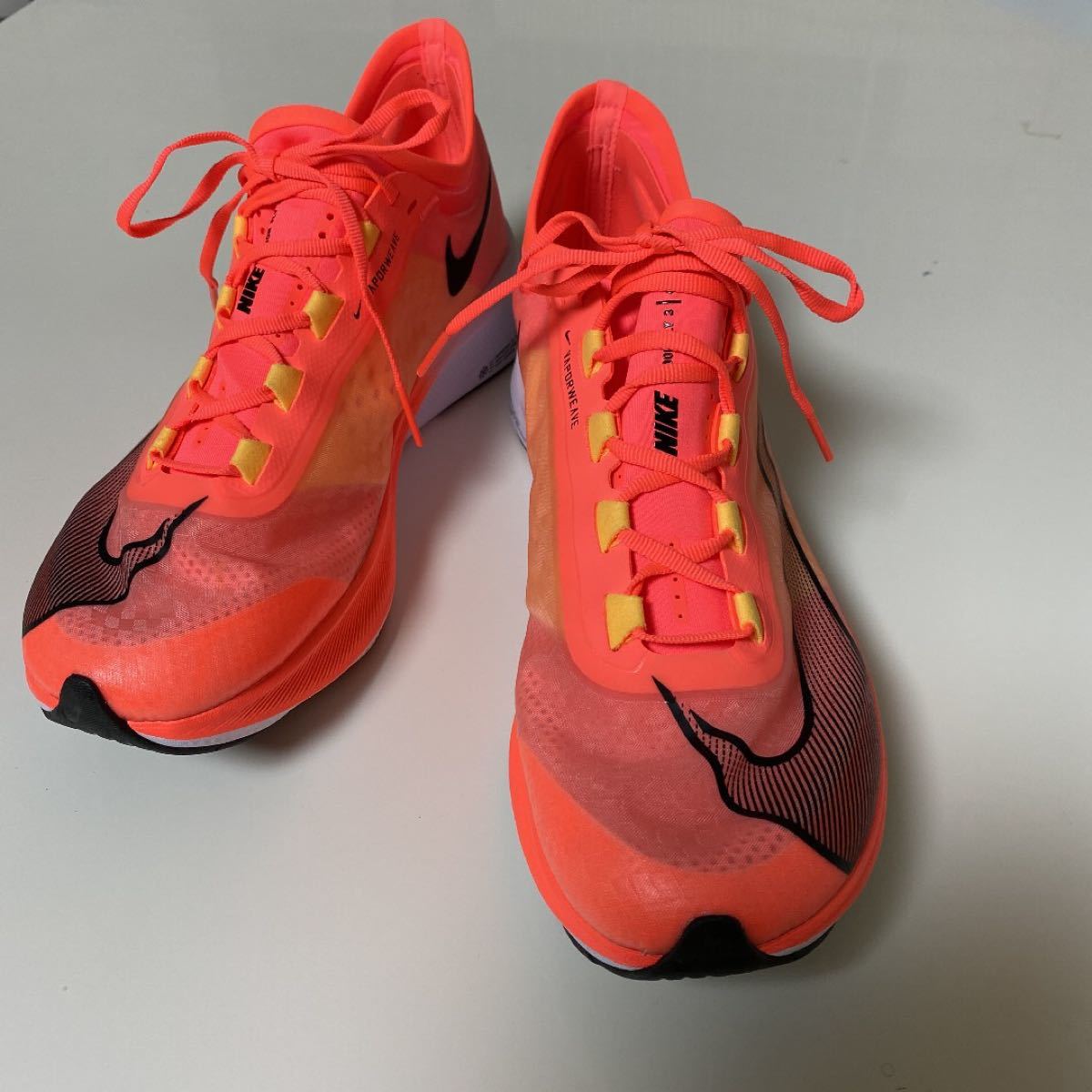 NIKE ZOOM FLY 3 ランニングシューズ ローカットスニーカー 27cm ORN