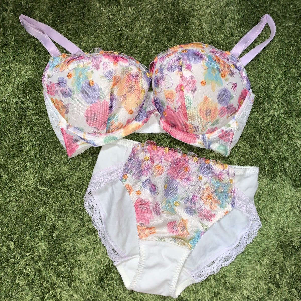 Paypayフリマ Wing ショーツセット Fカップブラジャー Mサイズショーツ 新品 花柄 可愛い 下着 レディース ブラ ショーツ Paypayフリマ Wing ショーツセット Fカップブラジャー Mサイズショーツ 新品 花柄 可愛い 下着 レディース ブラ ショーツ