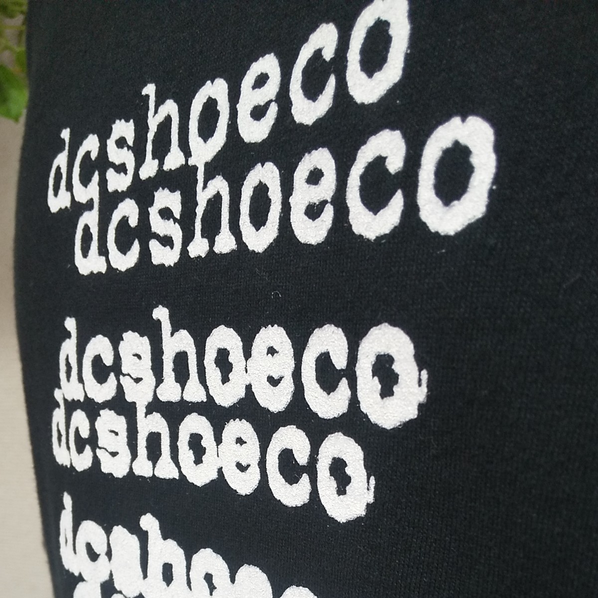 DC SHOES半袖TシャツSS　黒　６連細字～太字グラデーションロゴプリント　DCシューズ 