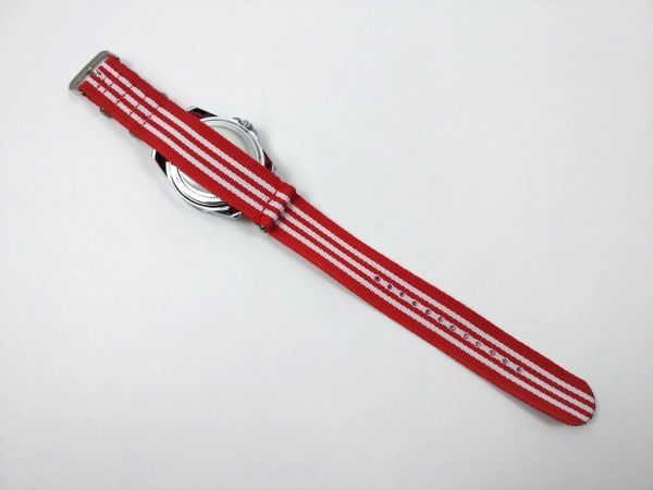  нейлоновый милитари ремешок nato модель текстильный ремень наручные часы красный X белый 2 полоса 22mm