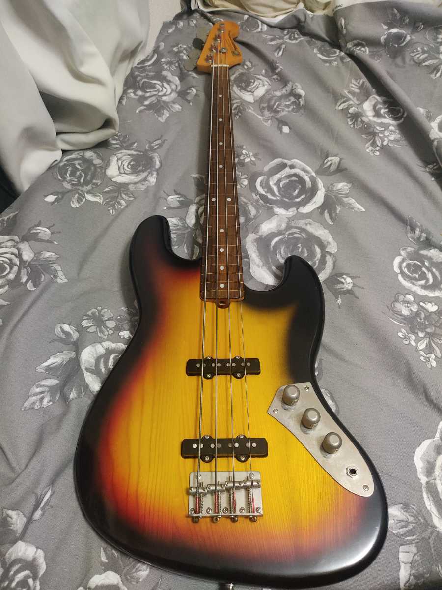 美品』FERNANDES JAZZ BASS フェルナンデス-